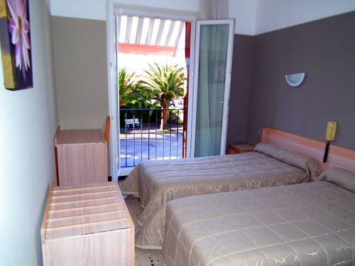 Imagen de la habitación del Hotel De Porticcio. Foto 7