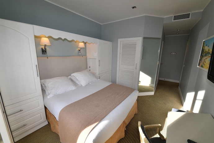 Imagen de la habitación del Hotel De Provence, Cannes. Foto 9