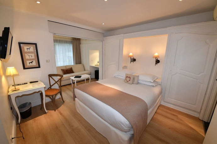 Imagen de la habitación del Hotel De Provence, Cannes. Foto 10