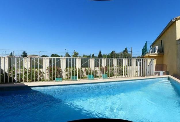 Imagen general del Hotel De Provence, Orange. Foto 6