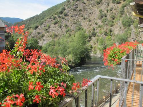 Imagen de la habitación del Hotel De Rei. Foto 3