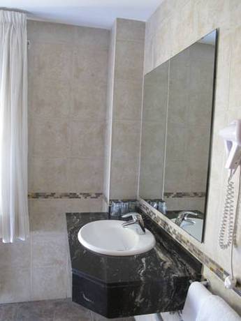 Imagen de la habitación del Hotel De Rei. Foto 5