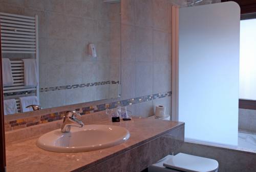 Imagen de la habitación del Hotel De Rei. Foto 10