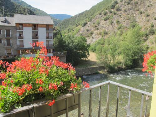 Imagen de la habitación del Hotel De Rei. Foto 13