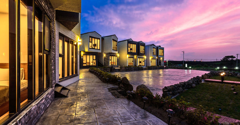 Imagen de los exteriores del Hotel De Reve Jeju. Foto 15