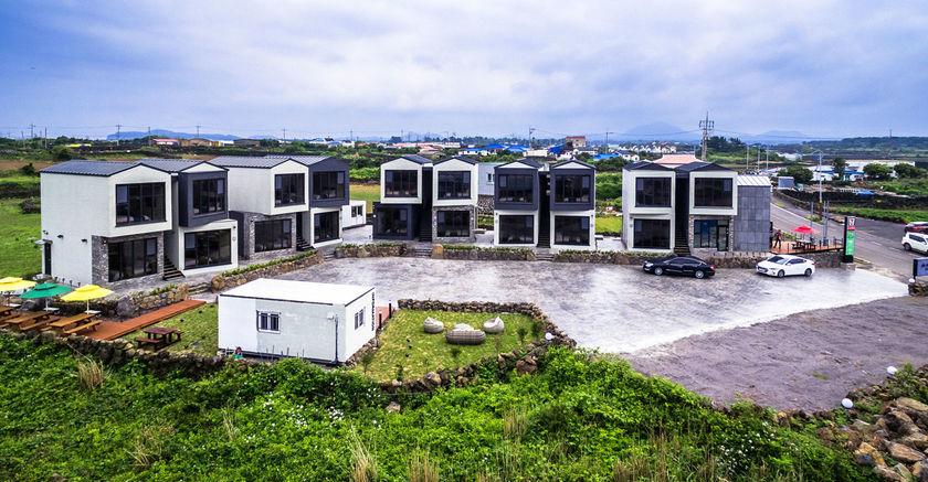 Imagen de los exteriores del Hotel De Reve Jeju. Foto 16
