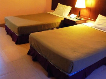 Imagen del bar/restaurante del Hotel De Rhu Beach Resort. Foto 5