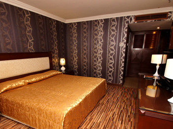 Imagen del bar/restaurante del Hotel De Rhu Beach Resort. Foto 6