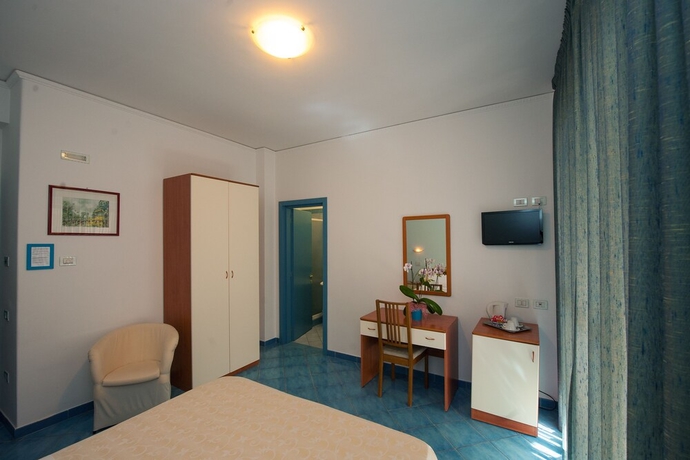 Imagen de la habitación del Hotel De Rosa, Maiori. Foto 9