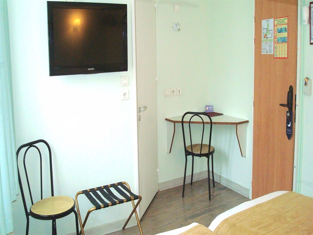 Imagen de la habitación del Hotel De Rosny. Foto 4
