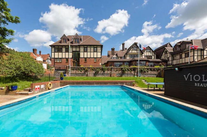 Imagen general del Hotel De Rougemont Manor and Suites. Foto 1