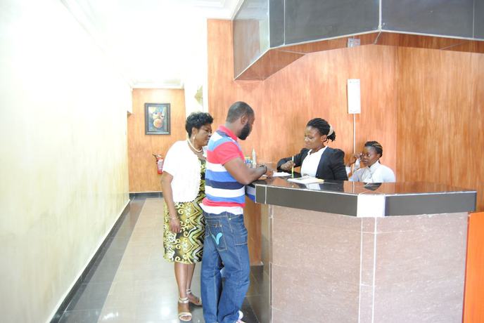 Imagen de los interiores del Hotel De Royal Legacy and Suites. Foto 20