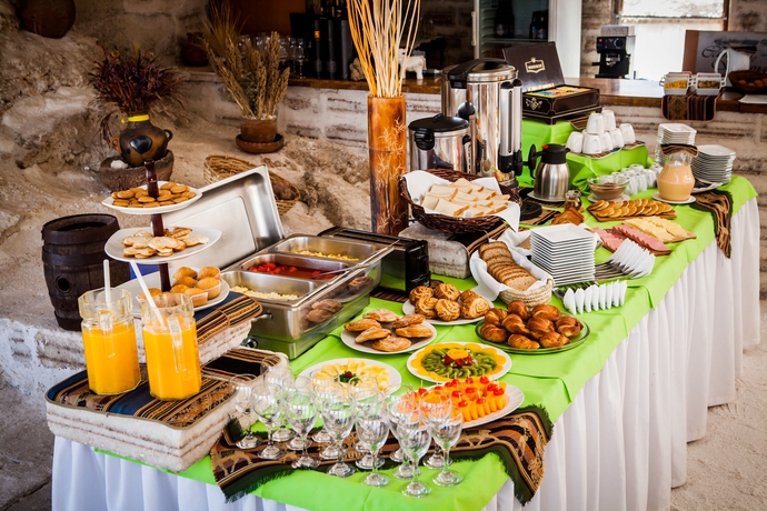 Imagen del bar/restaurante del Hotel De Sal Luna Salada. Foto 7