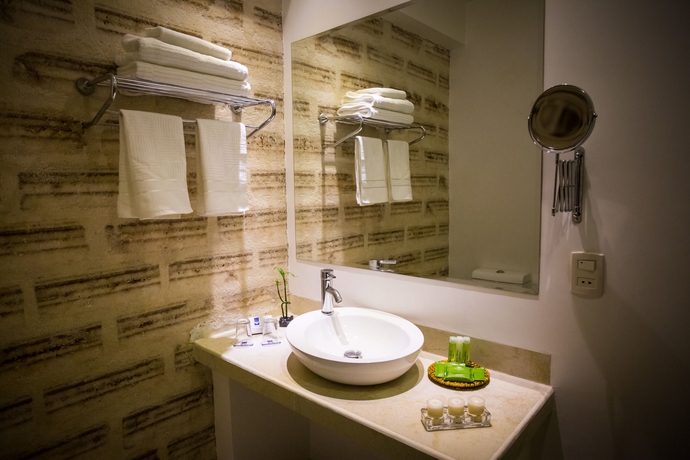 Imagen de la habitación del Hotel De Sal Luna Salada. Foto 12