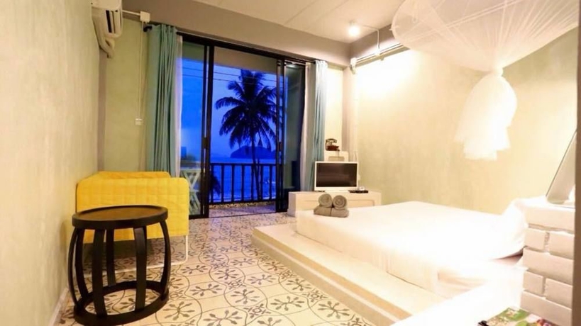Imagen de la habitación del Hotel De Sea Almond Chumphon. Foto 5