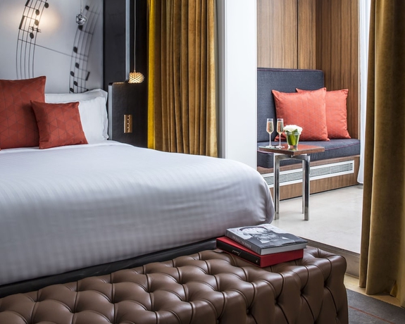 Imagen de la habitación del Hotel De Sers. Foto 16