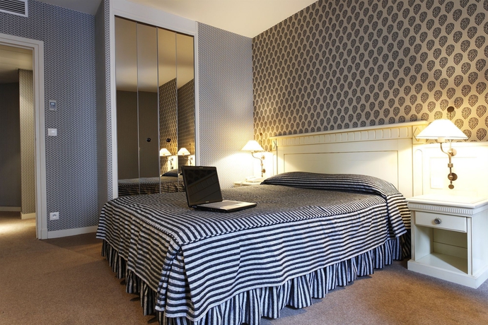 Imagen de la habitación del Hotel De Sevigne. Foto 5