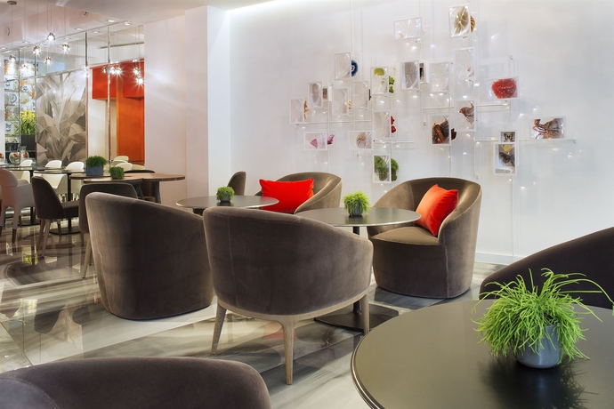 Imagen de los interiores del Hotel De Seze, Bourse. Foto 13