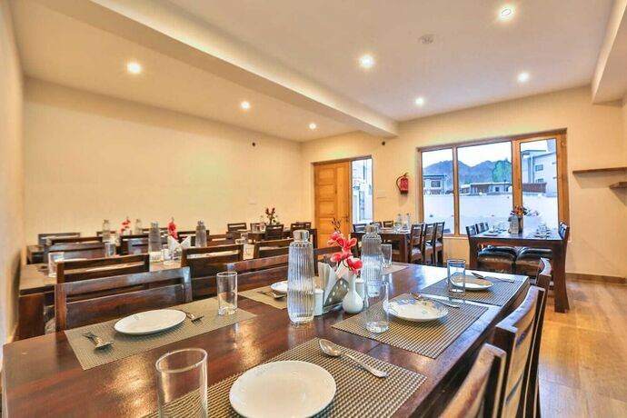 Imagen del bar/restaurante del Hotel De Solace Leh. Foto 17