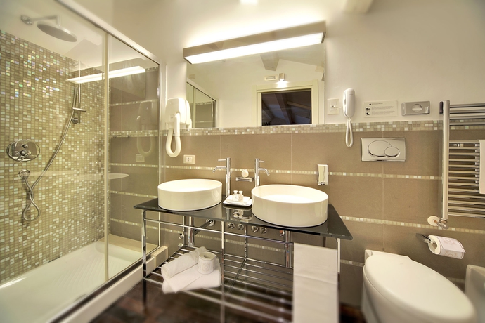 Imagen de la habitación del Hotel De Stefano Palace. Foto 12