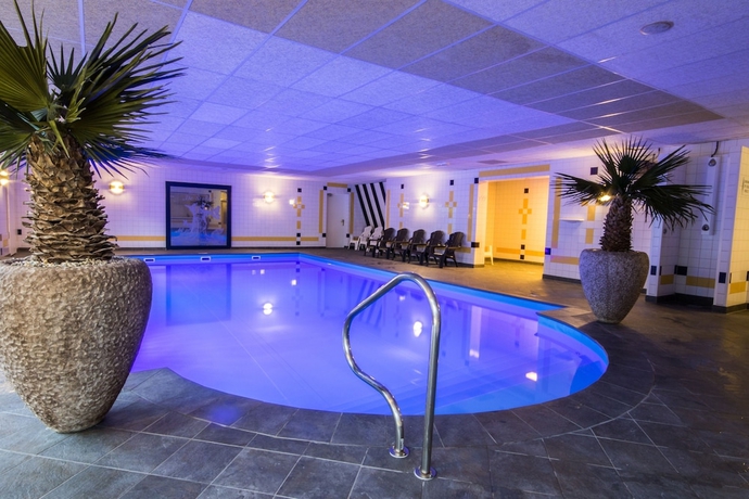 Imagen de la piscina del Hotel De Stobbe hotel and suites. Foto 19