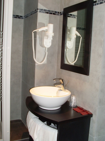 Imagen de la habitación del Hotel De Suède. Foto 8