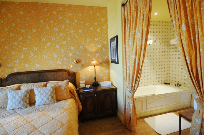 Imagen de la habitación del Hotel De Toiras. Foto 13