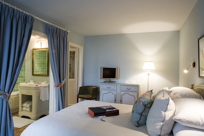 Imagen de la habitación del Hotel De Toiras. Foto 17