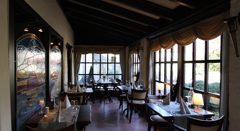Imagen del bar/restaurante del Hotel De Torenhoeve. Foto 1