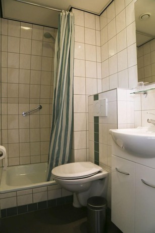 Imagen de la habitación del Hotel De Valk. Foto 10