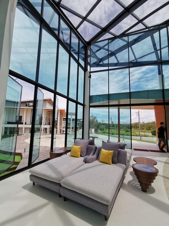 Imagen de los interiores del Hotel De Veranio Resort. Foto 17