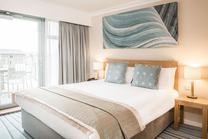 Imagen de la habitación del Hotel De Vere Cotswold Water Park. Foto 11