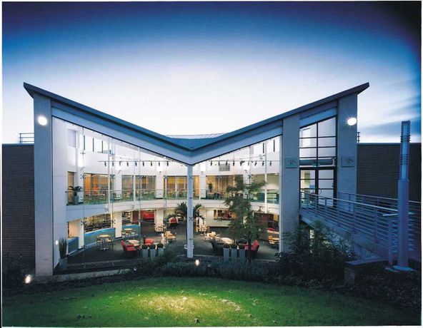 Imagen del bar/restaurante del Hotel De Vere Orchard. Foto 3