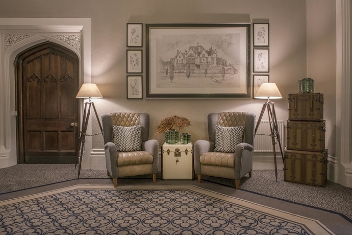 Imagen de los interiores del Hotel De Vere Tortworth Court. Foto 18