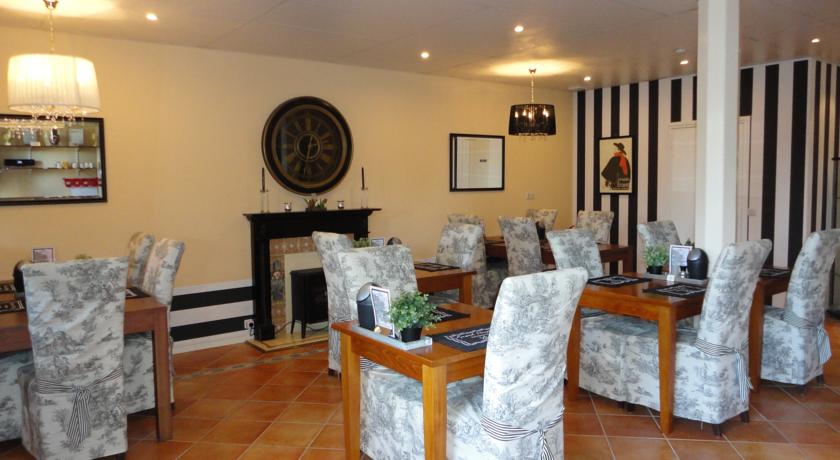 Imagen de la habitación del Hotel De Vier Seizoenen. Foto 2