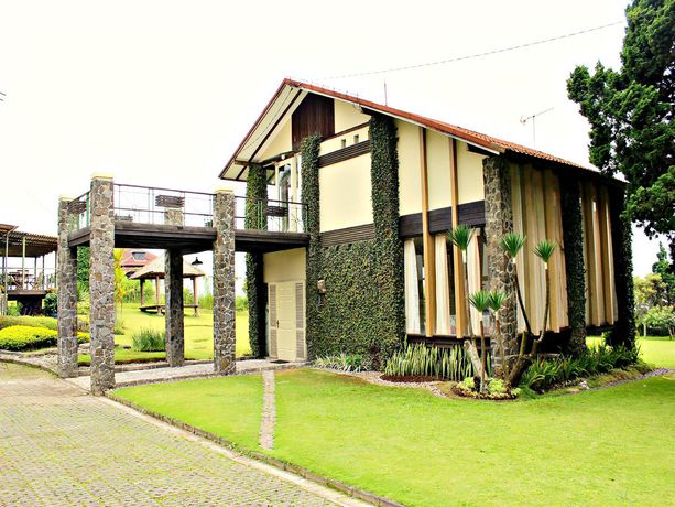 Imagen general del Hotel De Villa Istana Bunga By Houseinbandung. Foto 6