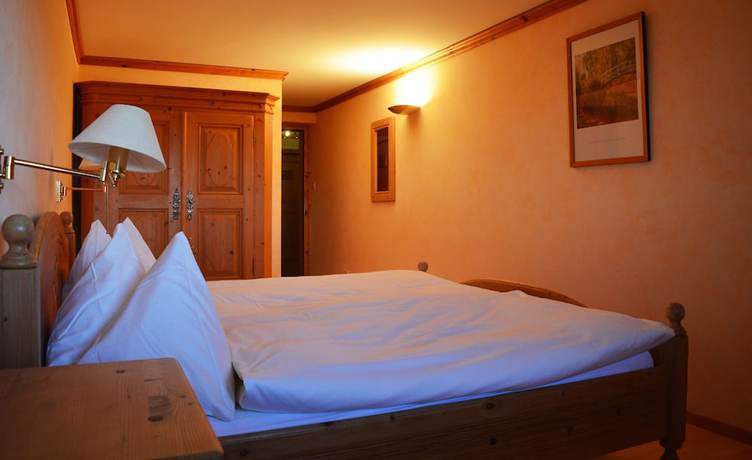 Imagen de la habitación del Hotel De Ville, &Eacute;pagny. Foto 10