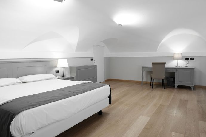 Imagen de la habitación del Hotel De Ville. Foto 14