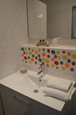 Imagen de la habitación del Hotel De Vougeot. Foto 7
