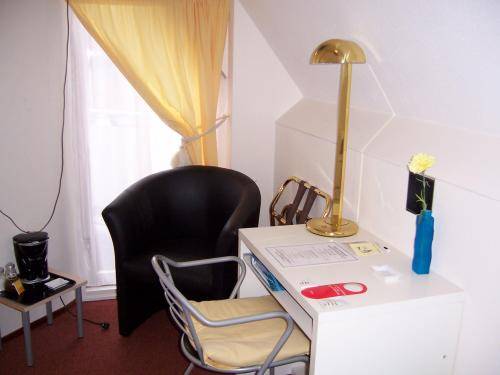 Imagen de la habitación del Hotel De Weyman. Foto 10