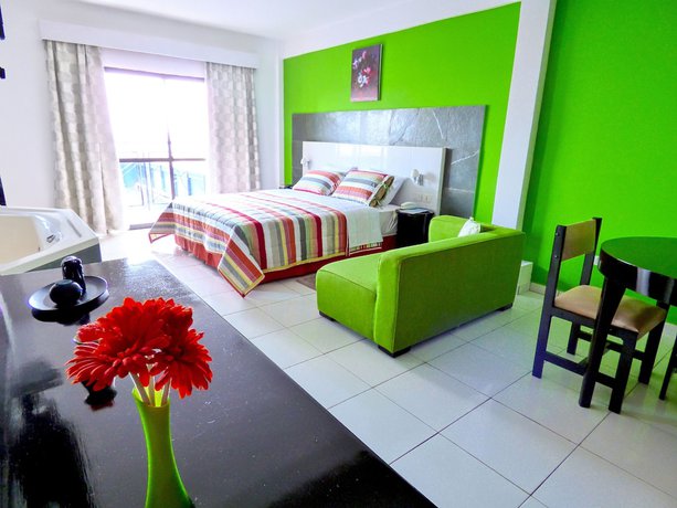 Imagen de la habitación del Hotel De la Costa, Encarnaci&oacute;n. Foto 7