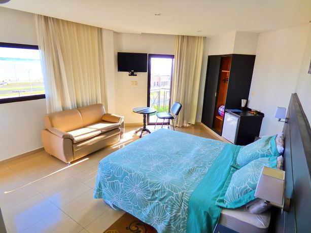 Imagen de la habitación del Hotel De la Costa, Encarnaci&oacute;n. Foto 9