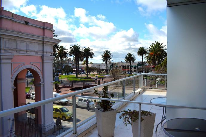 Imagen de la habitación del Hotel De la Plaza. Foto 17