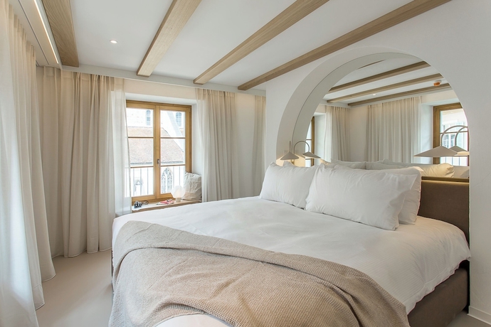 Imagen de la habitación del Hotel De la cigogne, Saint-Ursanne. Foto 9