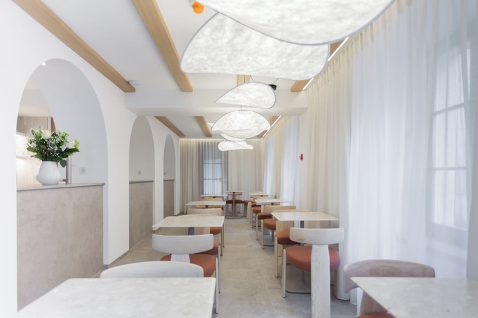 Imagen del bar/restaurante del Hotel De la cigogne, Saint-Ursanne. Foto 5