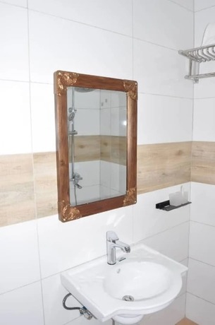 Imagen de la habitación del Hotel De\'Place Hoima. Foto 15