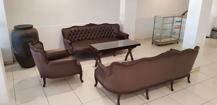 Imagen de los interiores del Hotel DeQur Jakarta Kota. Foto 17