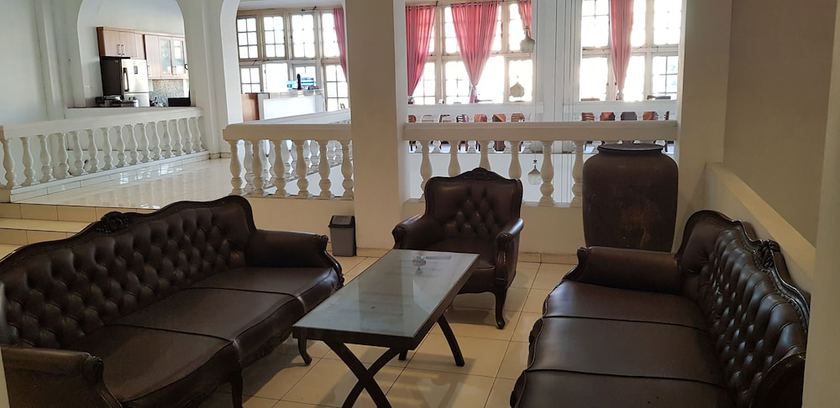 Imagen de los interiores del Hotel DeQur Jakarta Kota. Foto 18