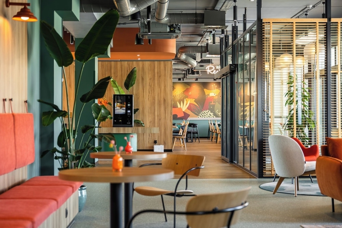Imagen de los interiores del Hotel DeSilva Inn Opole. Foto 13