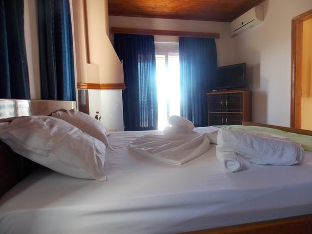 Imagen de la habitación del Hotel Dea, Gjasht&euml;. Foto 3